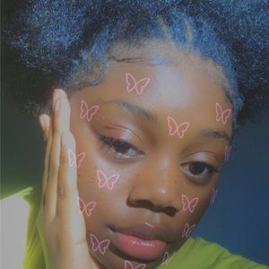 Meet your Posher, Brielle